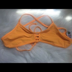 JOLYN TOMCAT TOP (BRIGHT)